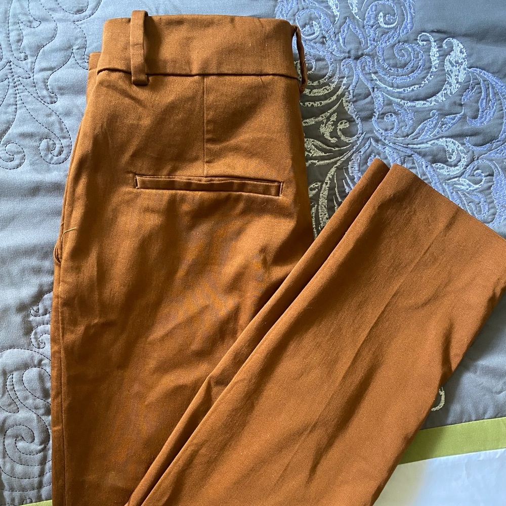 Mustard! Comfortable pants!